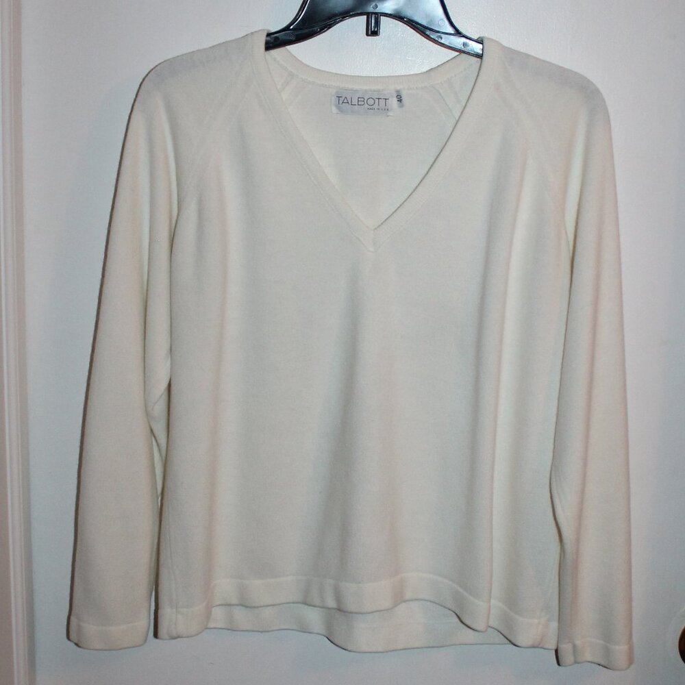 Talbott Winter White V-Neck Sweater Size 40